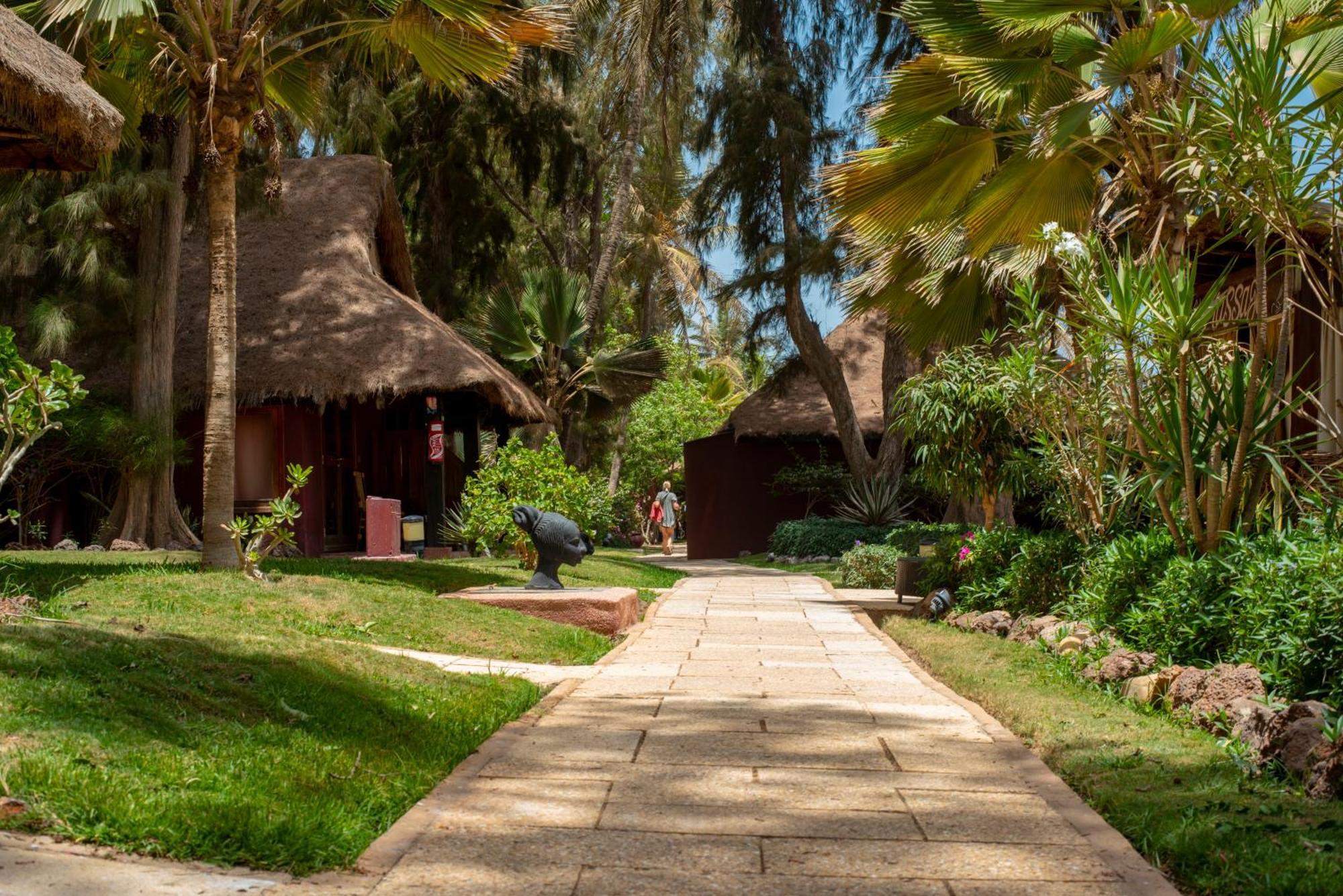 Royal Horizon Baobab Hotell Somone Exteriör bild